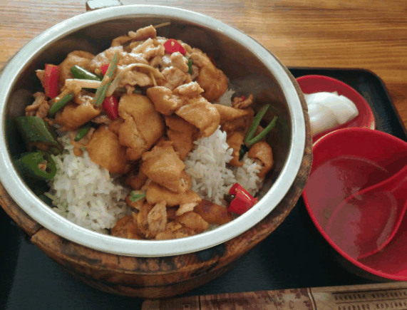 楠香木桶饭加盟