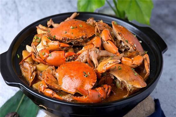 大佬强肉蟹煲加盟