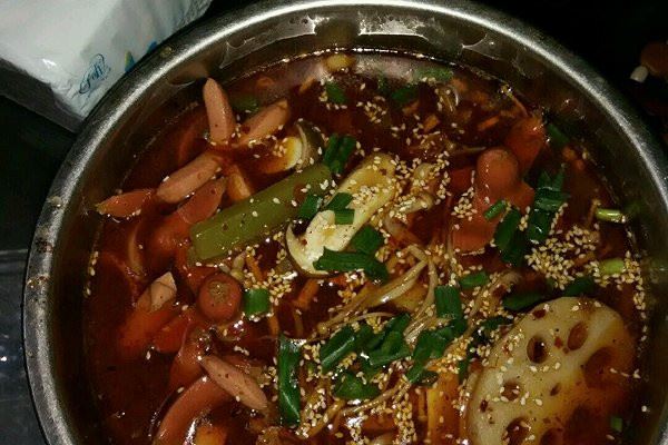 靓盆冒菜加盟